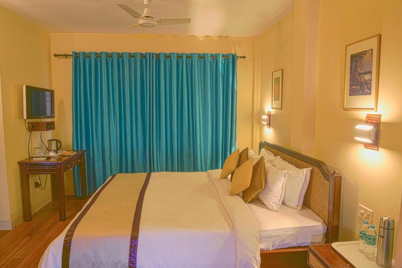 Landmark Hotels Guwahati Eksteriør billede