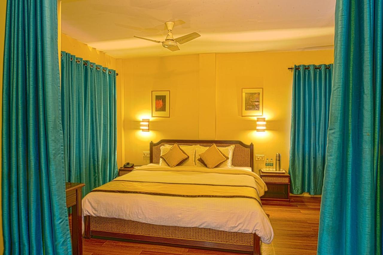 Landmark Hotels Guwahati Eksteriør billede