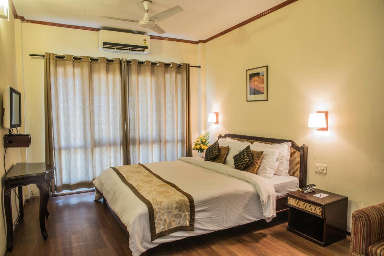 Landmark Hotels Guwahati Eksteriør billede