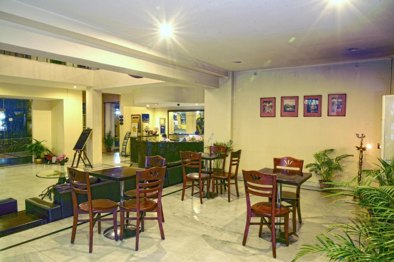Landmark Hotels Guwahati Eksteriør billede